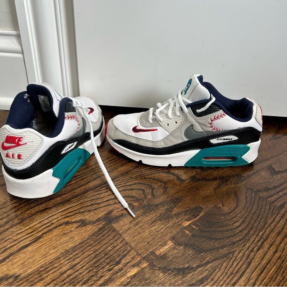Nike Air Max 90 SE Griffey Swingman sneakers size 4 youth